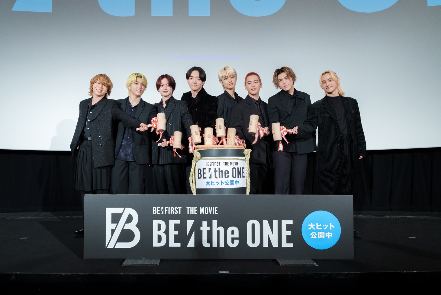 「BE:the ONE」大ヒット御礼イベントの様子。（写真：坪井隆寛）