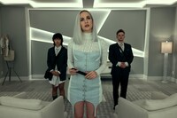 Netflixシリーズ「アッシャー家の崩壊」場面写真 (c)EIKE SCHROTER / NETFLIX