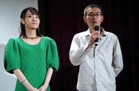 左から白田迪巴耶、守屋文雄。