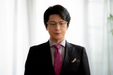 西門景勝役の及川光博。