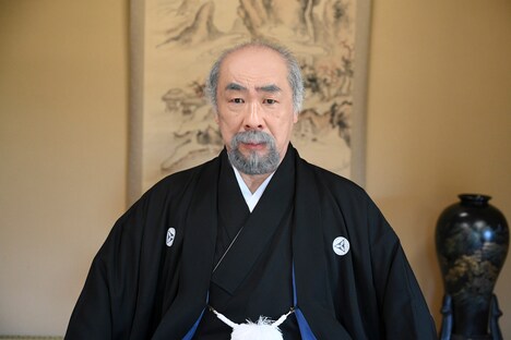 三条清十郎役の野添義弘。