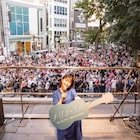 「キリエのうた」アイナ・ジ・エンド、Kyrie名義で大阪ゲリラライブ「また会おうね」