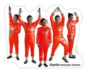 封入特典となるウンパ・ルンパのミニスタンディ。