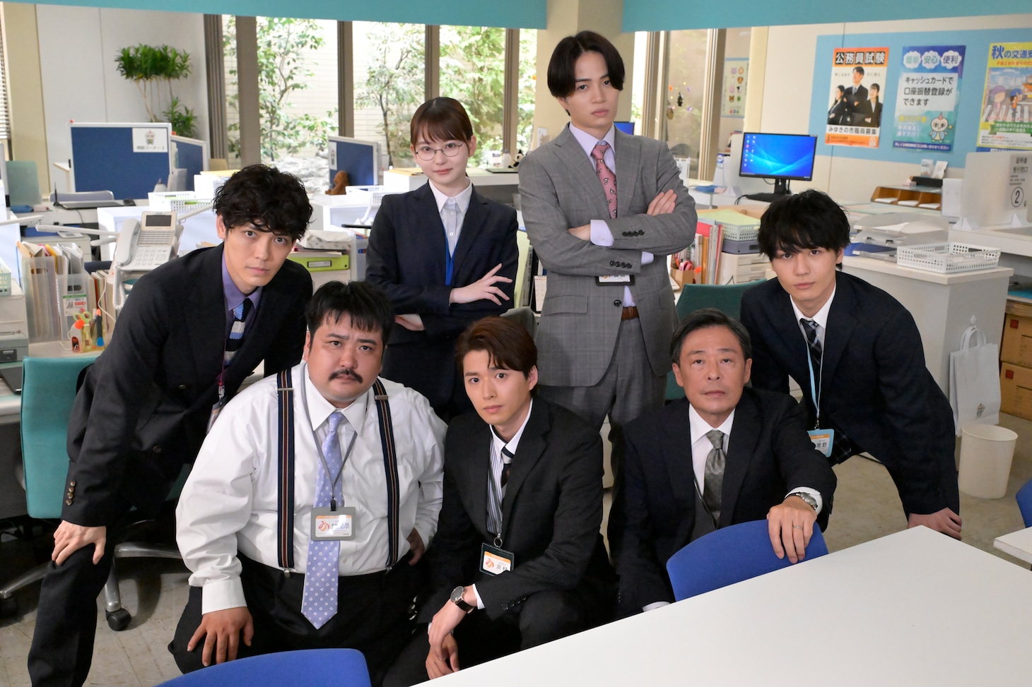 後列左から猪塚健太、山田杏奈、菊池風磨、前列左から鈴木もぐら、白洲迅、光石研、松田元太。
