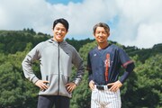 左から鈴木亮平、鳥谷敬。