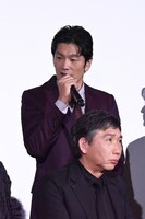 丸山智己（奥）