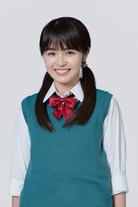 神崎うみ役の豊嶋花。