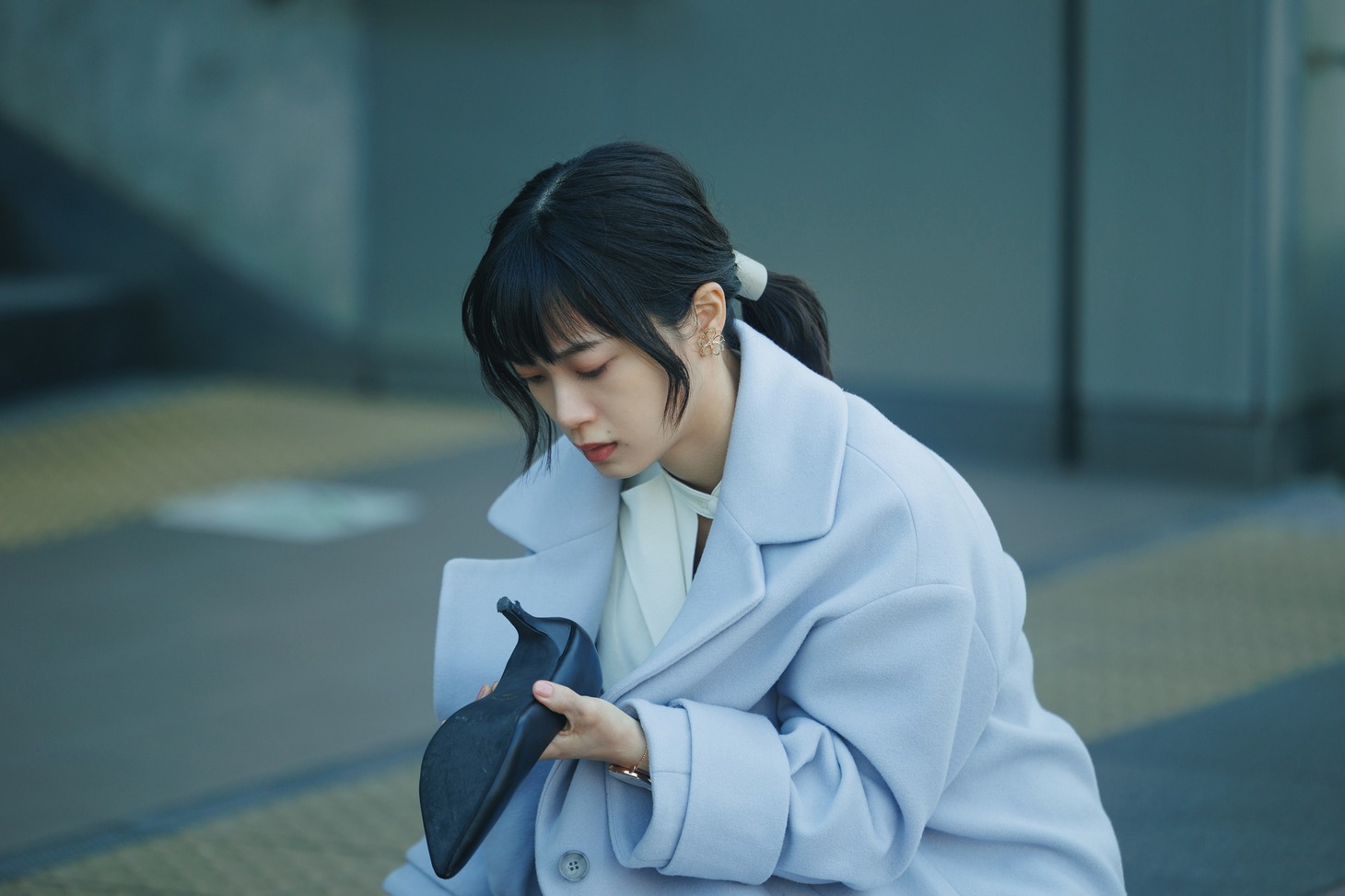 「人生に詰んだ元アイドルは、赤の他人のおっさんと住む選択をした」場面写真