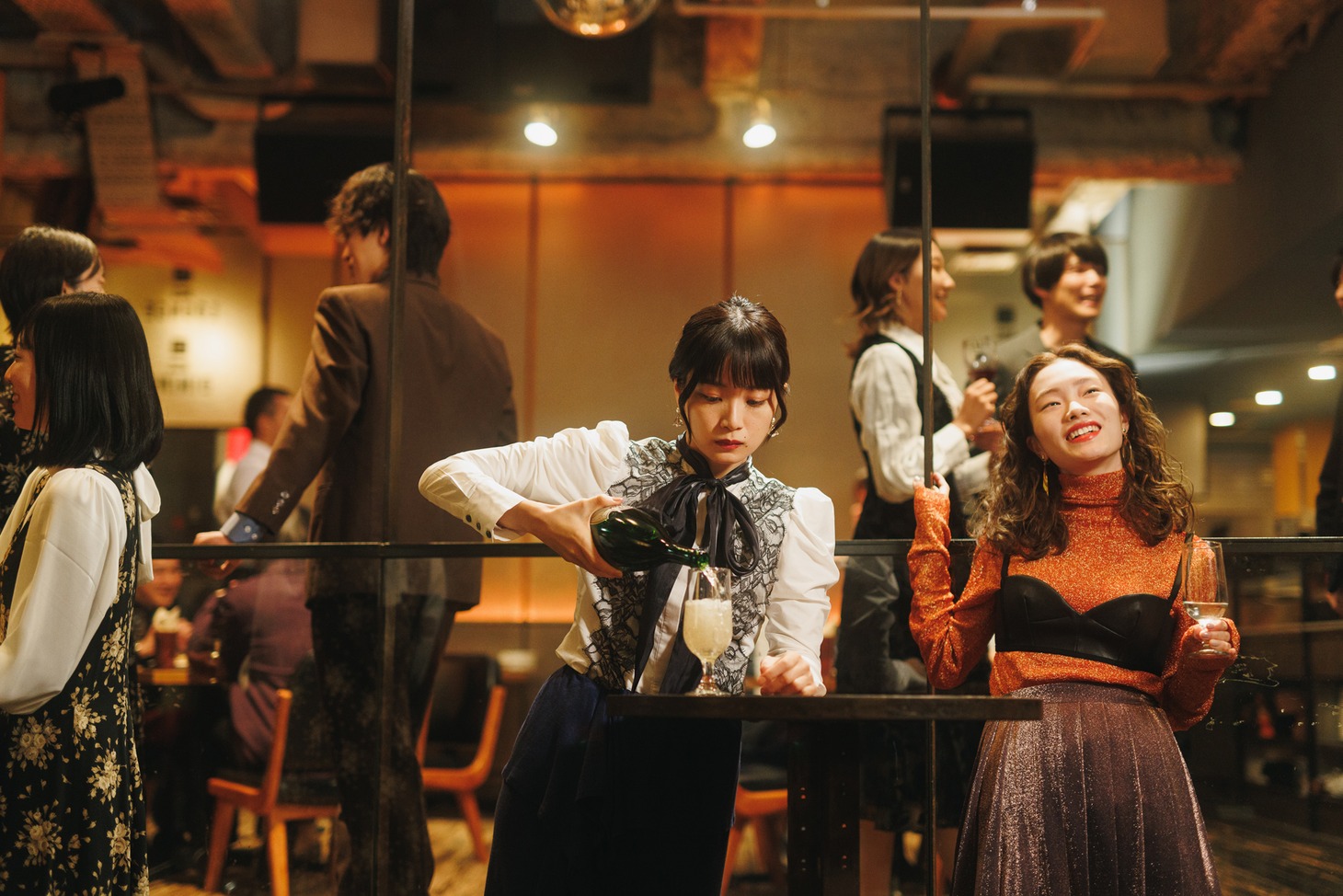 「人生に詰んだ元アイドルは、赤の他人のおっさんと住む選択をした」場面写真