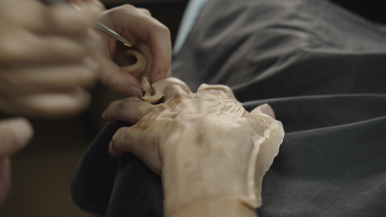 特殊メイクの様子。