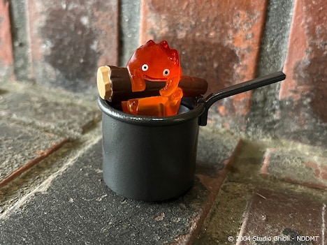 「ドリームトミカ ジブリがいっぱい 09 ハウルの動く城 カルシファー」