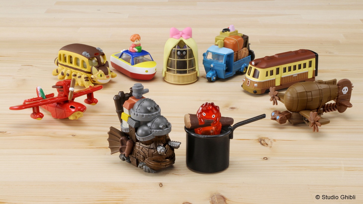 「ドリームトミカ ジブリがいっぱい」シリーズの商品。