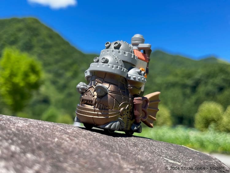 ハウルの動く城」がトミカ化、鉄鍋にかけられたカルシファーも - 映画 