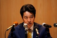 「おまえの罪を自白しろ」場面写真