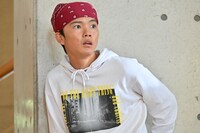 浅川大治扮する菊池条太郎。