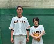 左から秋広優人、神木隆之介。