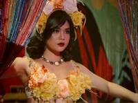 「レオノールの脳内ヒプナゴジア（半覚醒）」場面写真