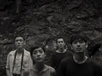 「カム・ヒア」場面写真