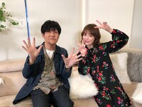左から山本浩司（タイムマシーン3号）、妹尾ユウカ。