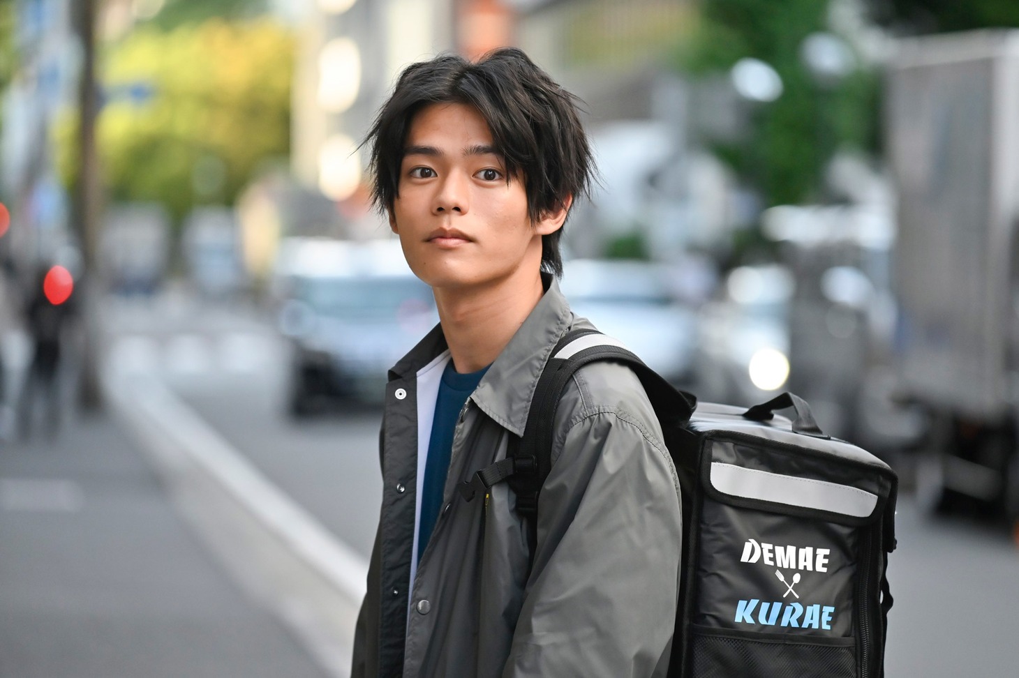 岩渕亮平役の日向亘。