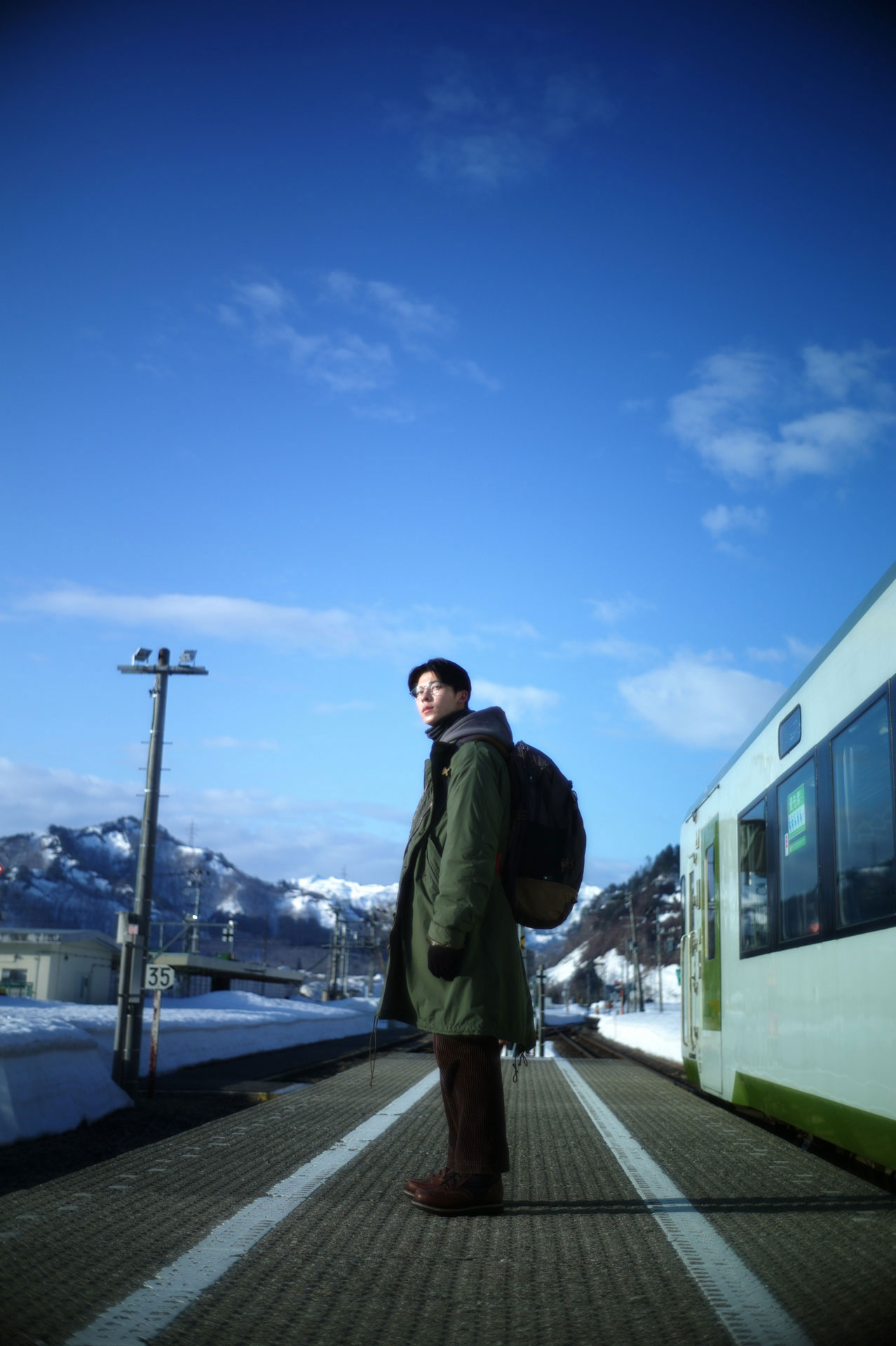 「青春18×2 君へと続く道」ビジュアル