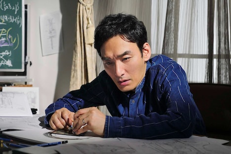 草なぎ剛が主演を務める「永遠のふたり」場面写真。(c)フジテレビ