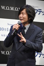 撮影現場で、浮所飛貴が牛丼を3杯食べたことに驚く田辺誠一。