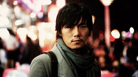 「二重生活」場面写真