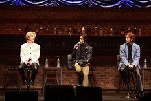 左から吉野北人、川村壱馬、RIKU。