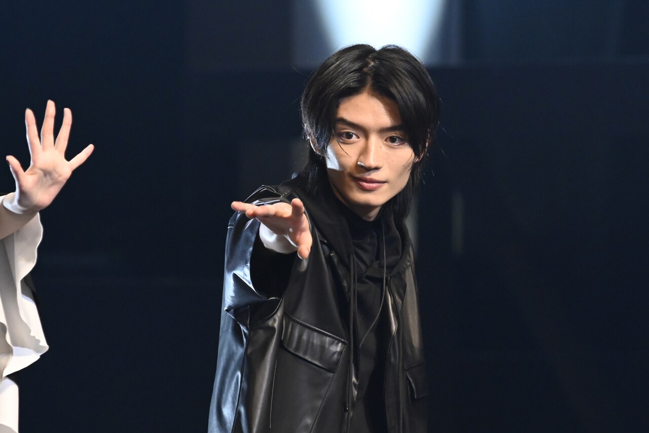 仮面ライダーギーツ 缶バッジ 吾妻道長 仮面ライダーバッファ 杢代和人