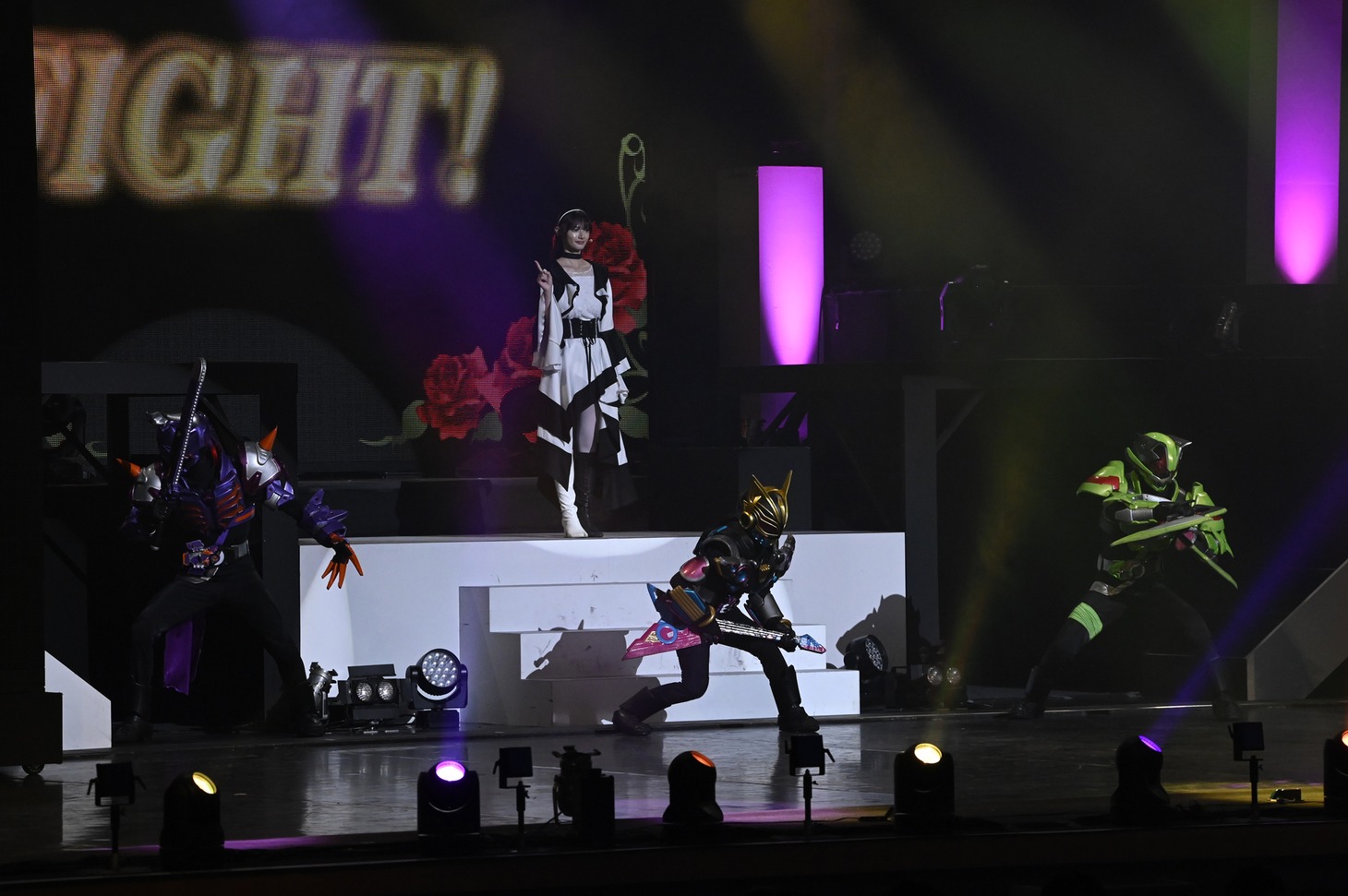 「新生デザグラへようこそ！」より。