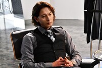 藤田玲扮する北崎。