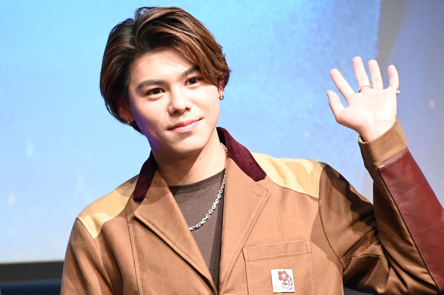 LEO