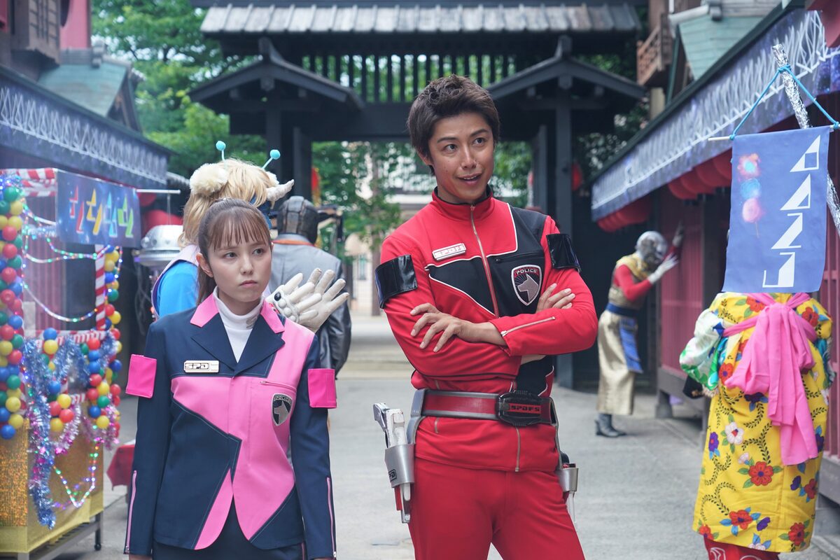 特捜戦隊デカレンジャー20th ファイヤーボール・ブースター」場面写真 