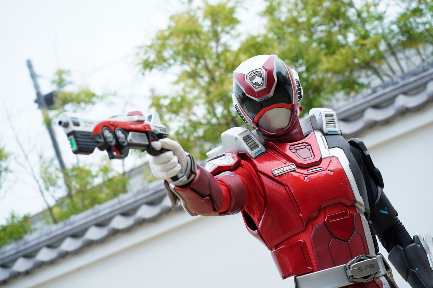 「特捜戦隊デカレンジャー20th ファイヤーボール・ブースター」場面写真