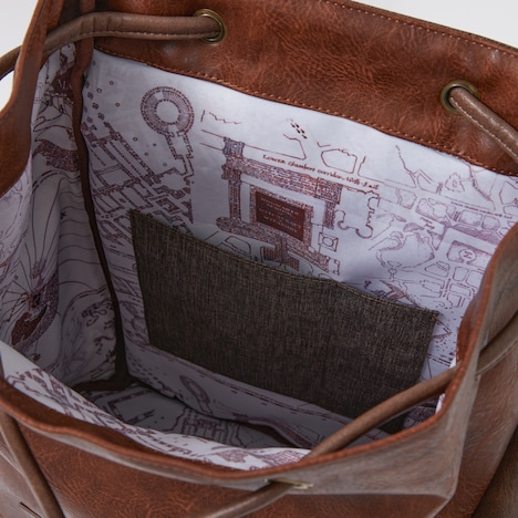 「忍びの地図」がデザインされたハリー・ポッターモデルの裏地。