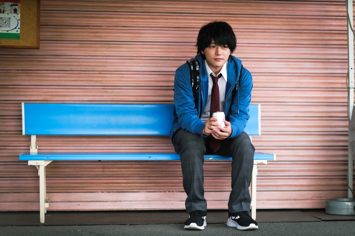 「泥濘の食卓」第1話の場面写真。