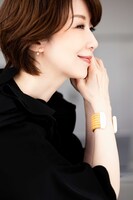 伊藤蘭の初エッセイ集より、収録カット。（撮影：前田晃）