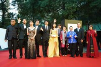 映画祭の提携企画となる「2023東京・中国映画週間」の関係者たち。