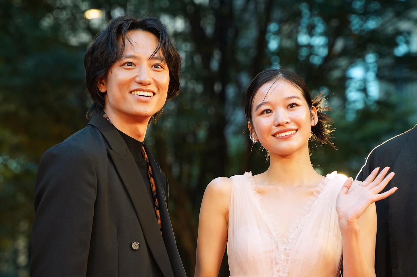アジアの未来で上映される「辰巳」に出演する藤原季節（左）と森田想（右）。