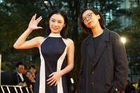 ワールド・フォーカスで上映される「青春の反抗」に出演したイェ・シャオフェイ（左）と監督を務めたスー・イーシュエン（右）。