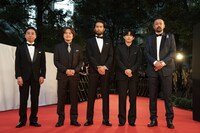 Nippon Cinema Nowで上映される「かぞく」のスタッフ・キャストたち。