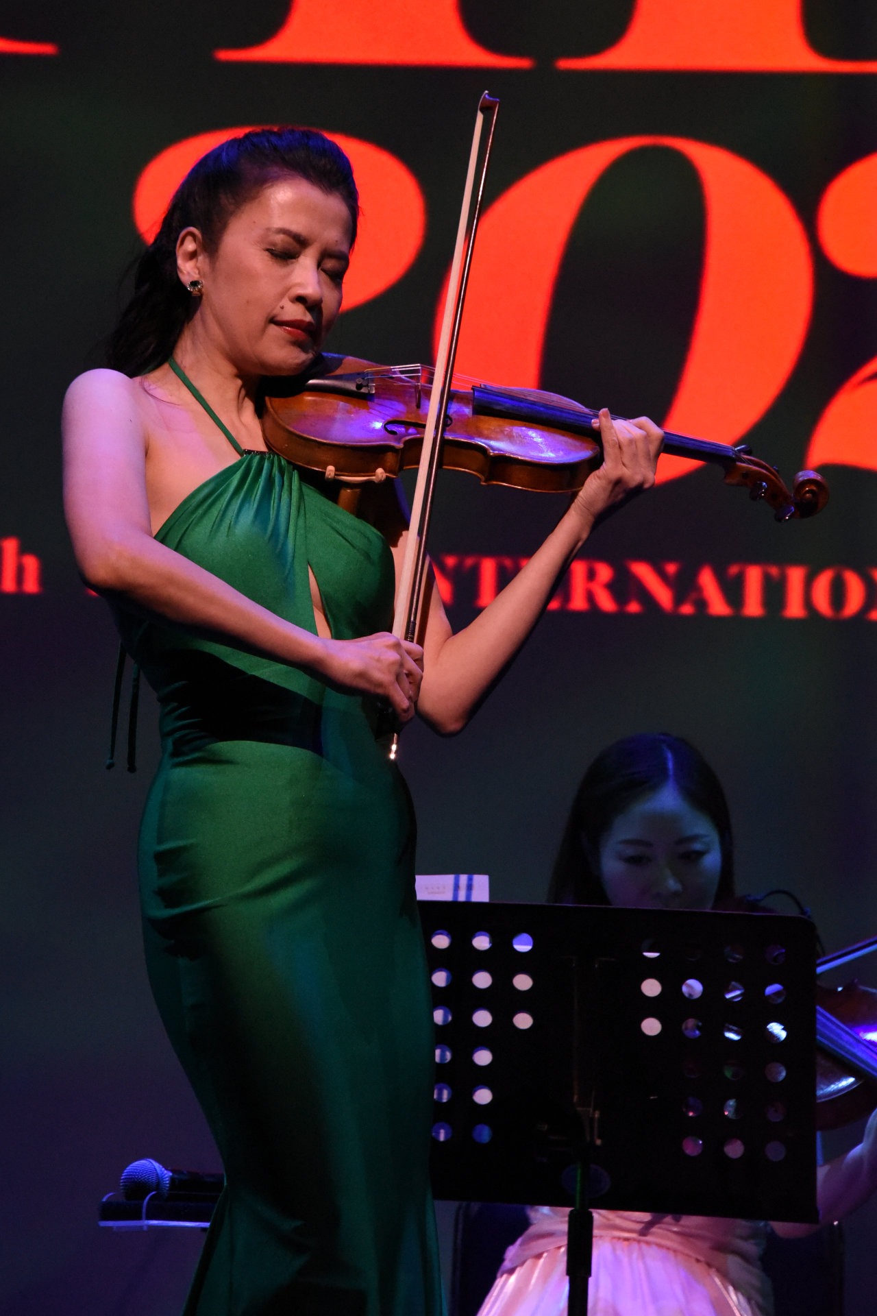 川井郁子