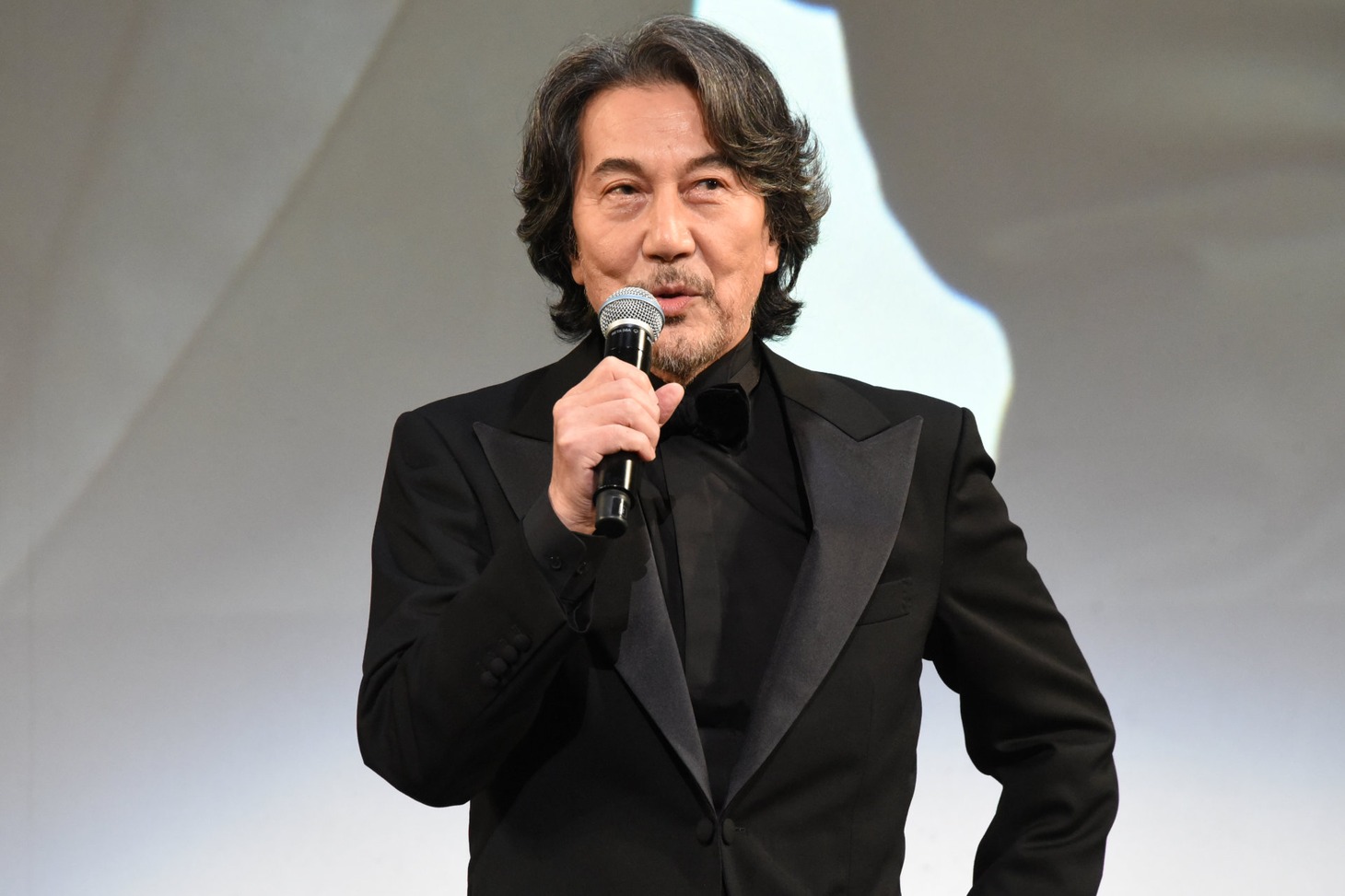 役所広司