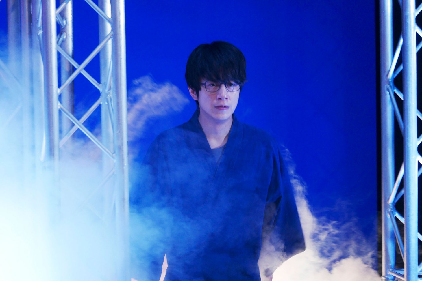 「トランジスタ技術の圧縮」場面写真