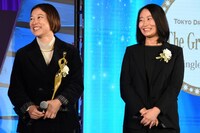 左から八木亜未、松木彩。