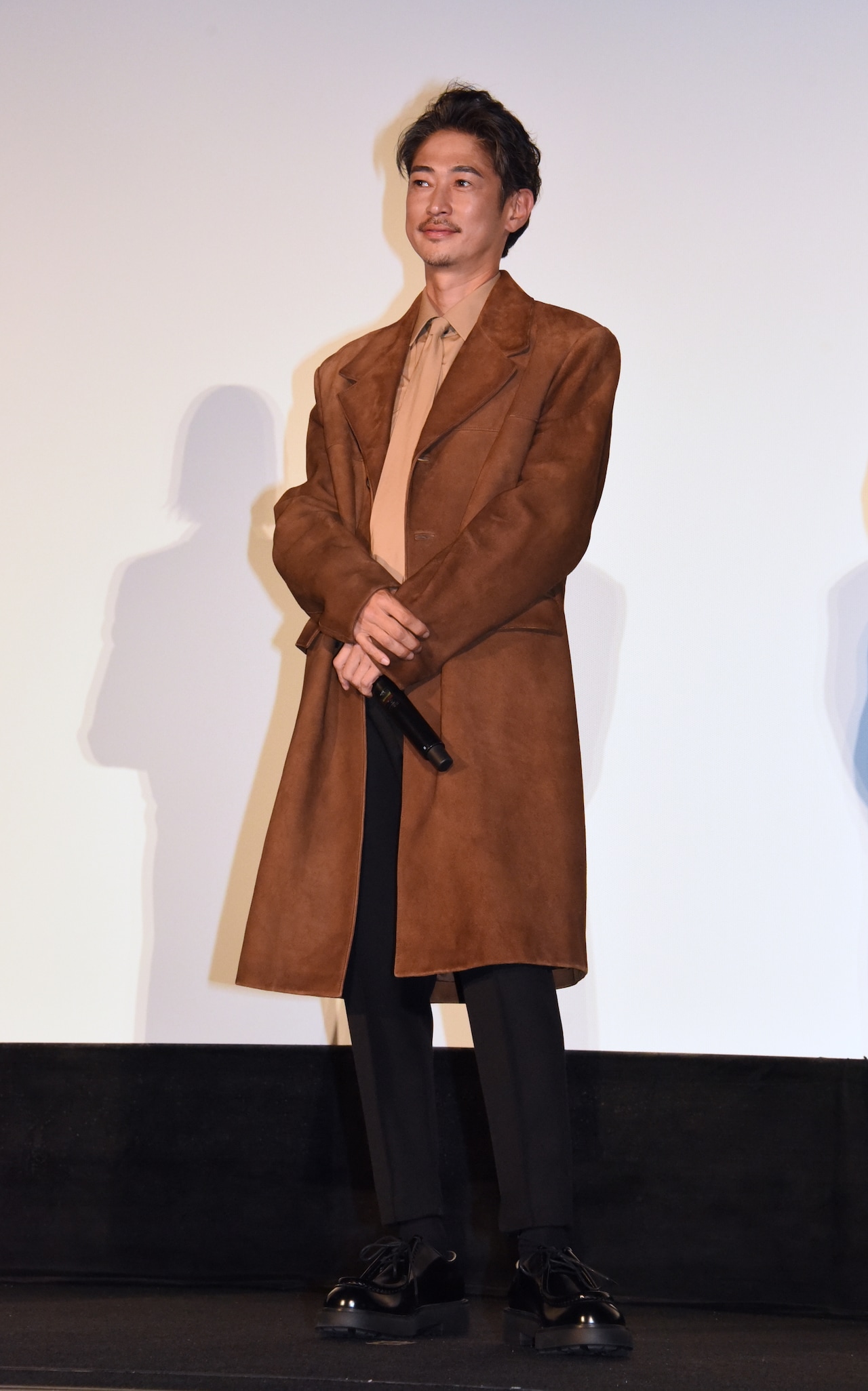 窪塚洋介 - 「ナックルガール」ボクサー演じた三吉彩花、半年間の過酷