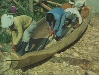「最後の丸木舟　吐噶喇列島中之島の記録」場面写真