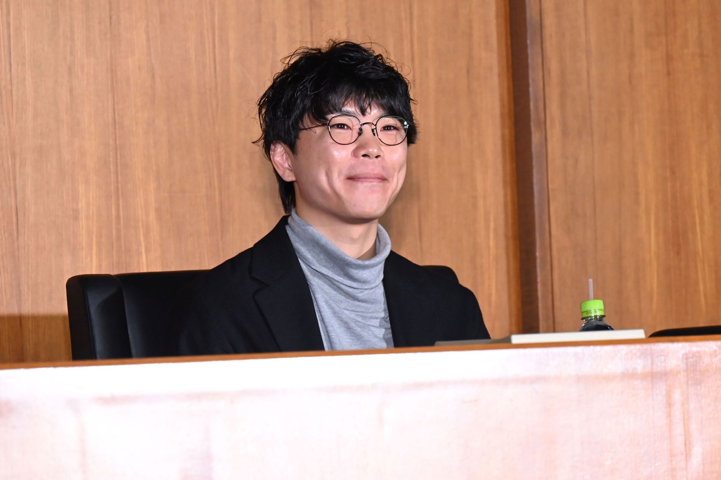 「法廷遊戯」原作者の五十嵐律人。