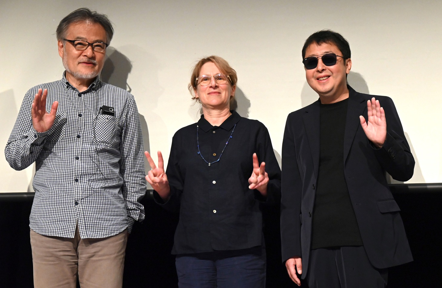 左から黒沢清、ケリー・ライカート、ジャ・ジャンクー。